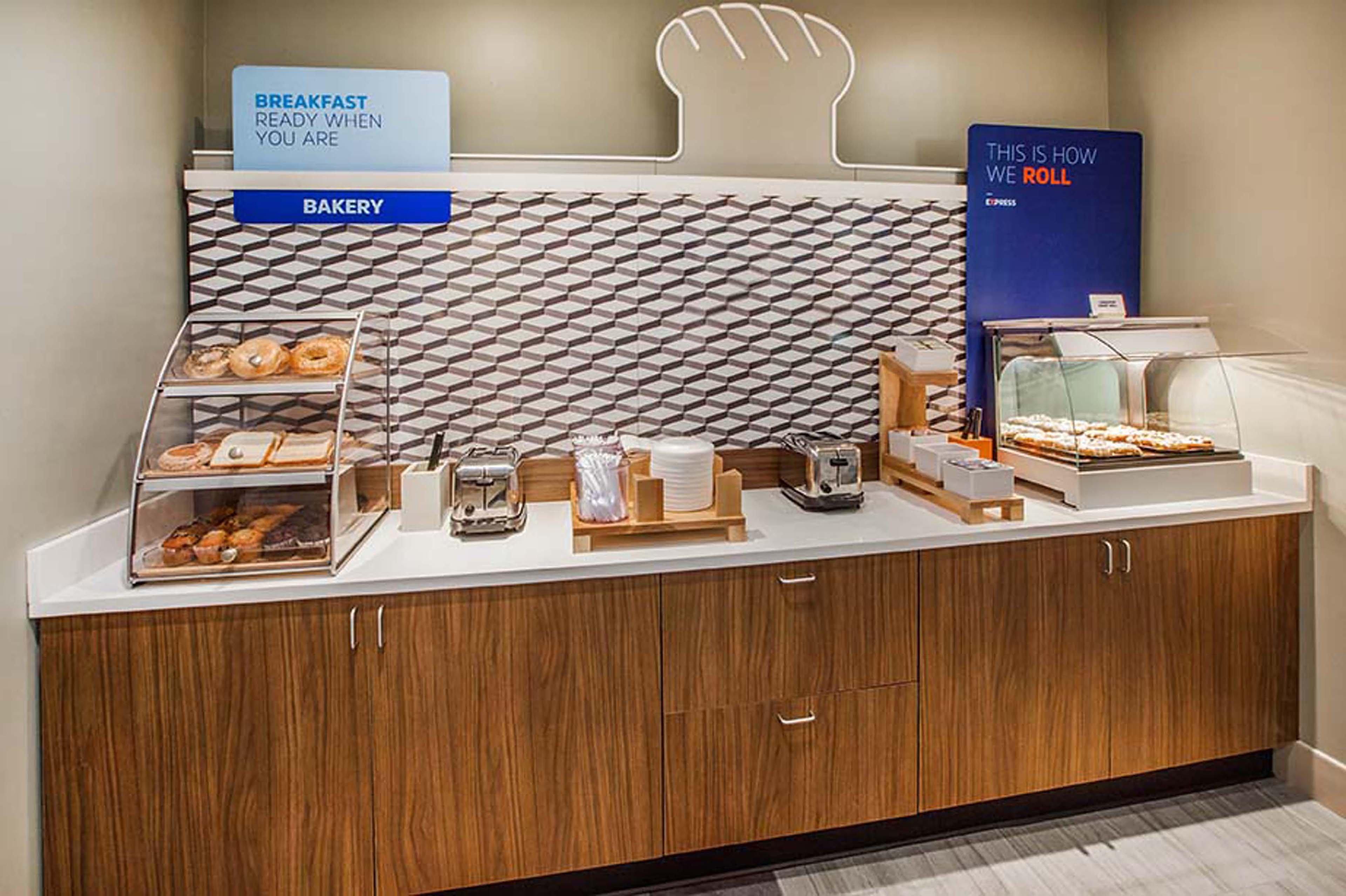 Holiday Inn Express & Suites Knoxville-Farragut By Ihg Экстерьер фото